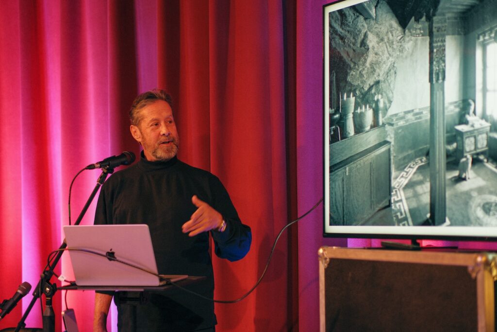 Artists Talk at YesWay